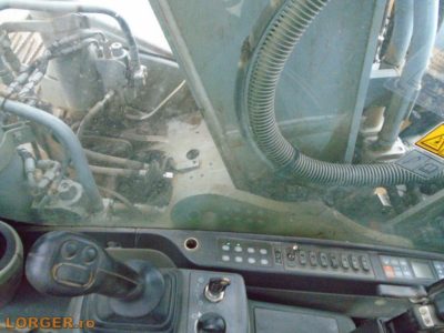 Caterpillar 319D lánctalpas kotró