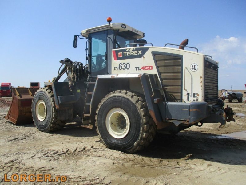 Terex TL 450 homlokrakodó