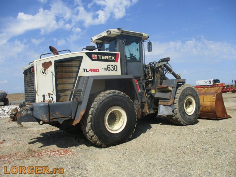 Terex TL 450 homlokrakodó