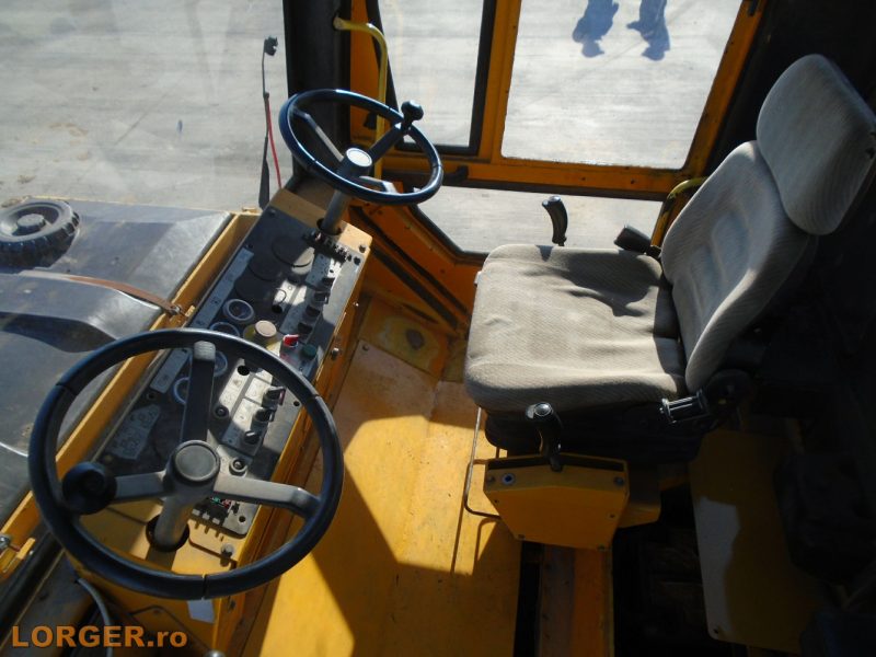 Compactor tandem Bomag BW161 AD-2