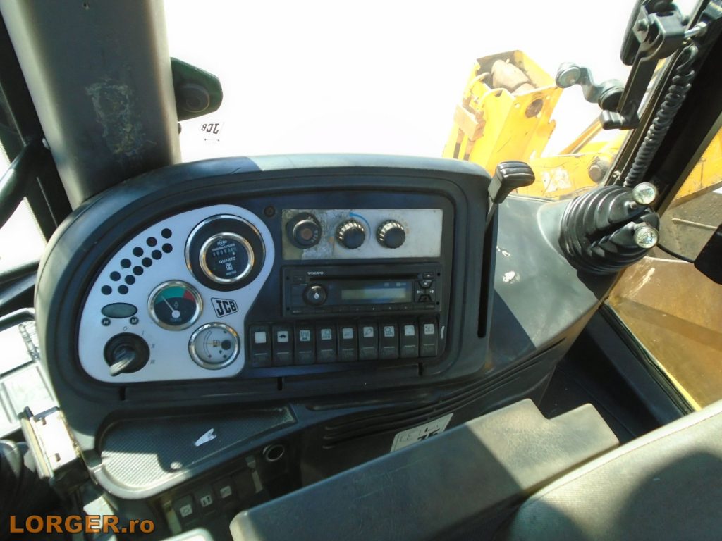 Buldoexcavator JCB 4CX-4WS