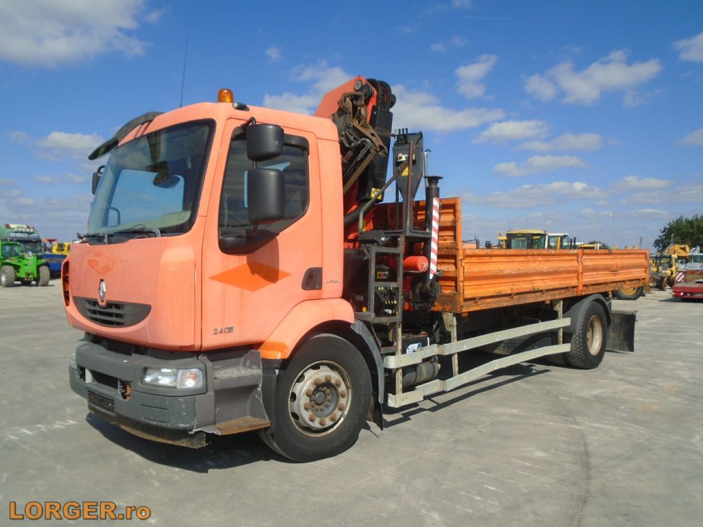 Camion Renault 240 cu macara