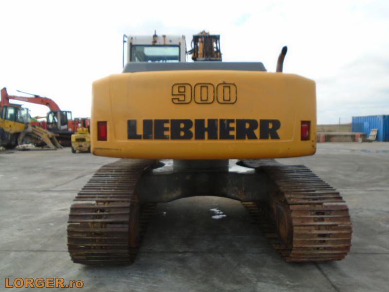 Excavator pe senile Liebherr R900C