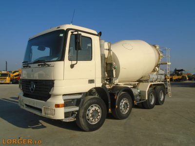 Mercedes Actros betonkeverö mixer