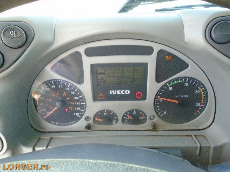 Autobasculanta Iveco Trakker 440