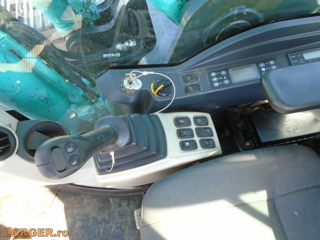 Excavator pe senile Kobelco SK300 LC-10