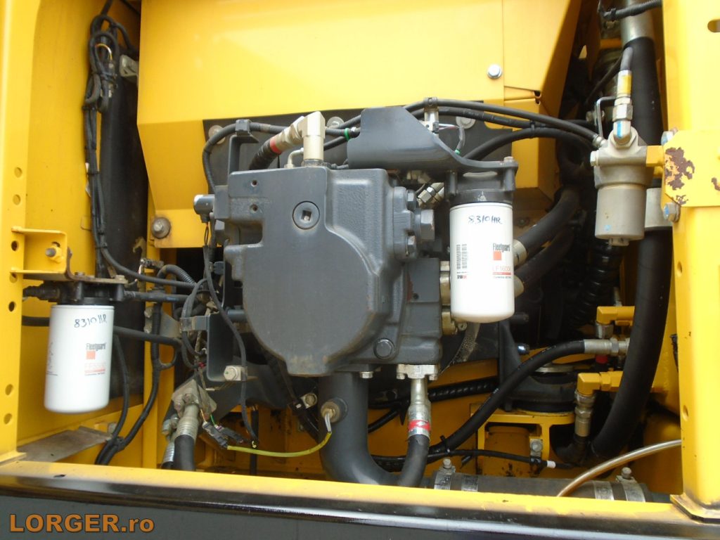 Excavator pe senile Komatsu PC290 LC-10 - 2015