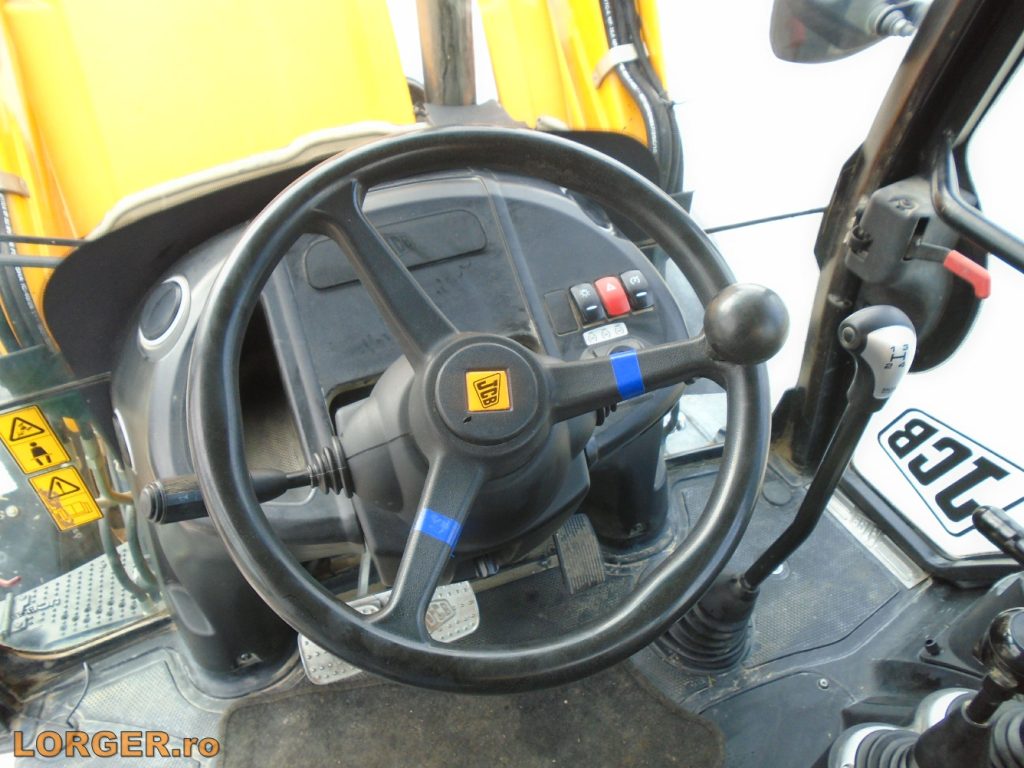 Buldoexcavator JCB 3CX - 2017
