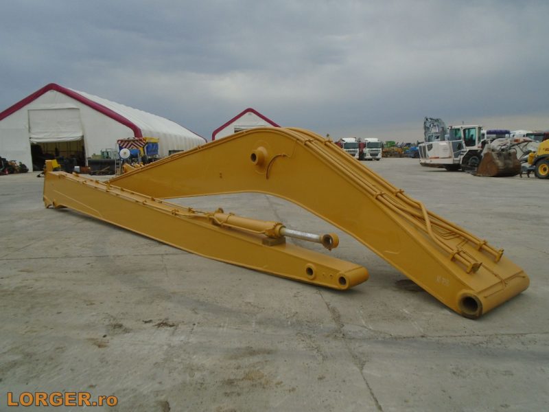 Brat lung de 24 m