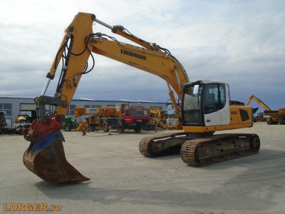 Excavator pe senile Liebherr R906 LC