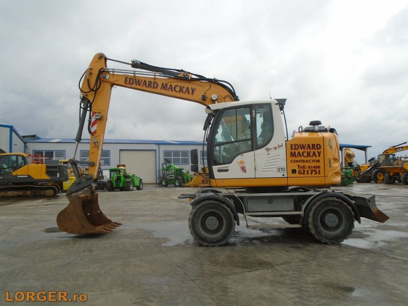 Excavator pe pneuri Liebherr A914 Compact
