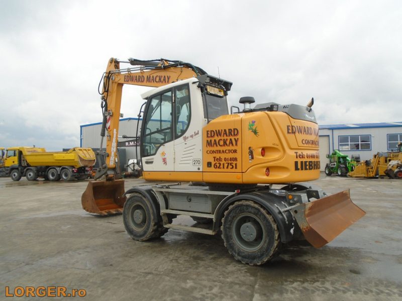 Excavator pe pneuri Liebherr A914 Compact