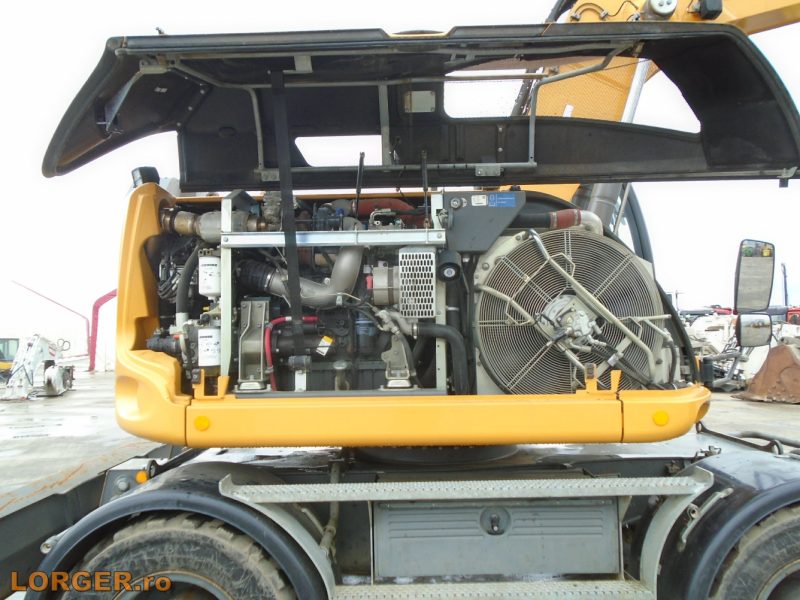 Excavator pe pneuri Liebherr A914 Compact