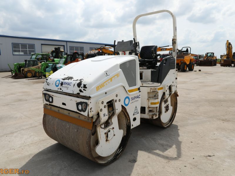 Compactor tandem Bomag BW135 AD-5
