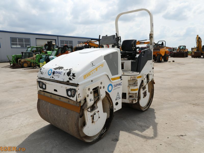 Compactor tandem Bomag BW135 AD-5