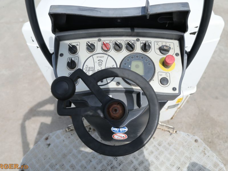 Compactor tandem Bomag BW135 AD-5