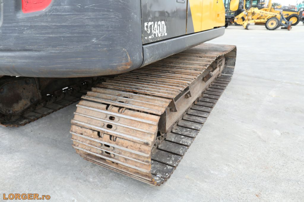 Excavator pe senile Volvo EC140 DL