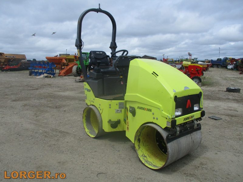 Ammann ARX 12 tandem henger