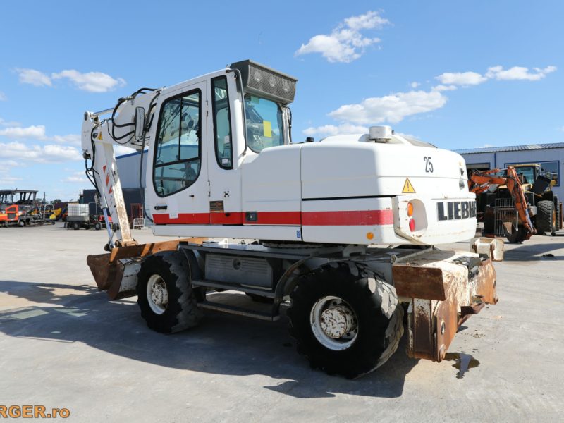 Excavator pe pneuri Liebherr A314 - 2012