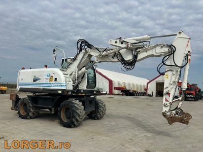 Hitachi ZX 140W-3  gumikerekes kotró