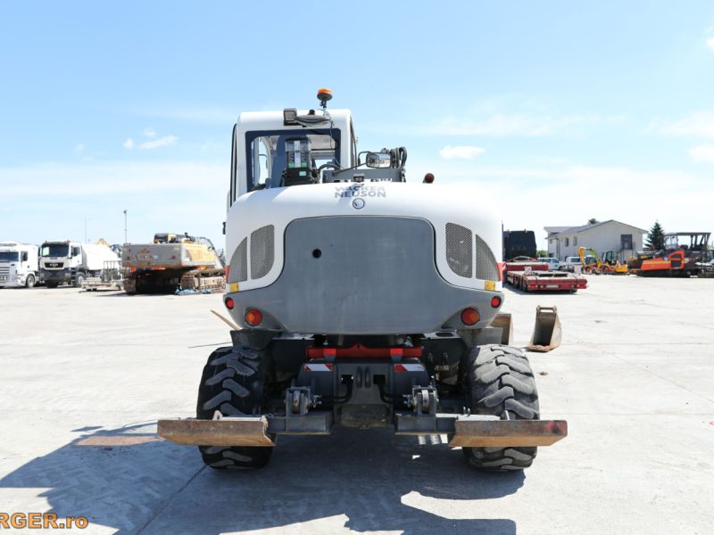 Excavator pe pneuri Wacker Neuson EW100