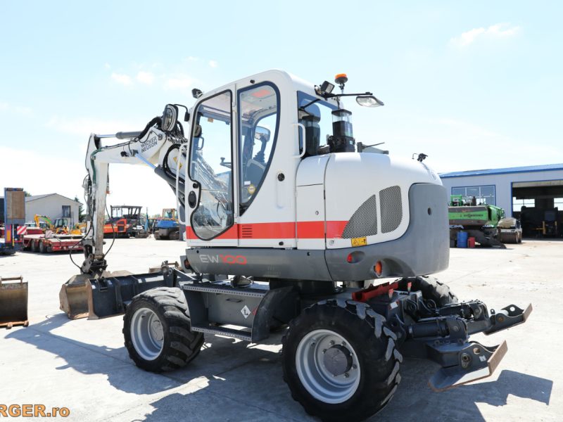 Excavator pe pneuri Wacker Neuson EW100