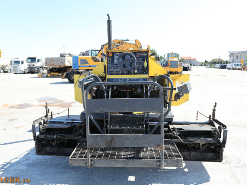 Finisor Asfalt Bomag BF222C
