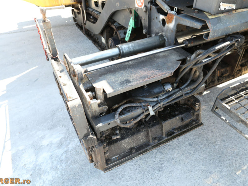 Finisor Asfalt Bomag BF222C