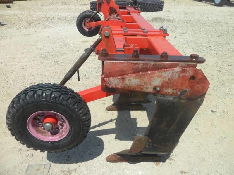 Scarificator Agram cu 4 organe active