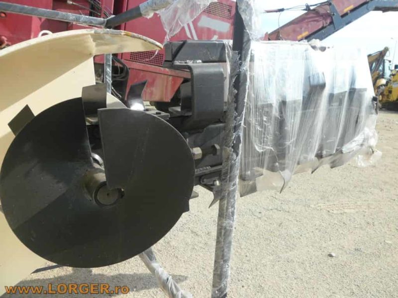 Trencher nou pentru mini-incarcator