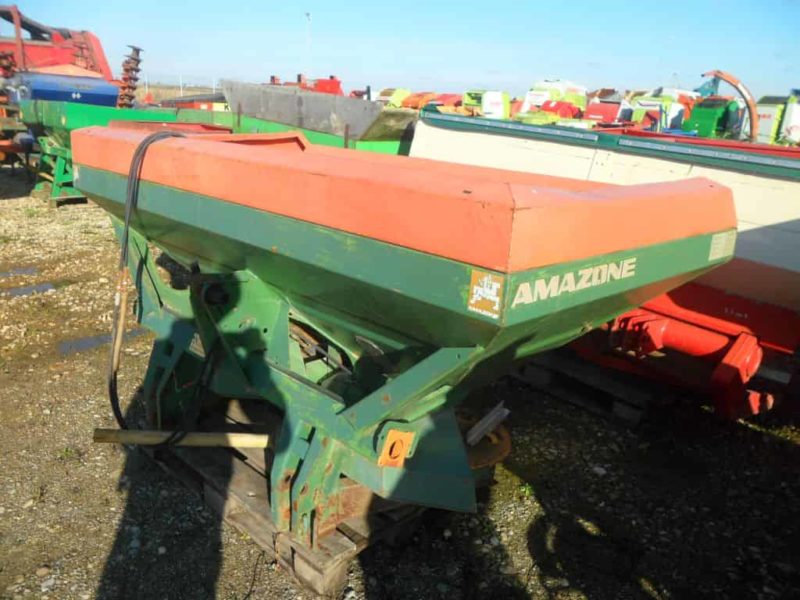 Masina de imprastiat ingrasaminte chimice Amazone ZA-M II N1500