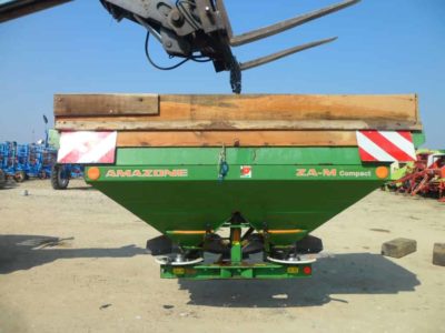 Masina de imprastiat ingrasaminte chimice Amazone ZA-M Compact