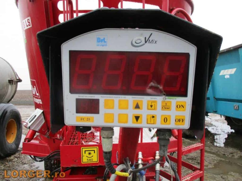 Mixer pentru furaje BVL V-Mix 8LS