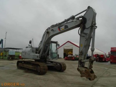 Excavator pe senile Caterpillar 319D