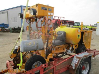 Masina pentru marcaj rutier Hofmann H25