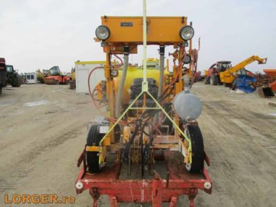 Masina pentru marcaj rutier Hofmann H25