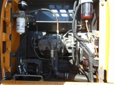 Excavator pe senile Case CX180B