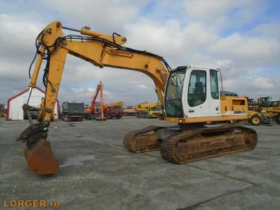 Excavator pe senile Liebherr R900C
