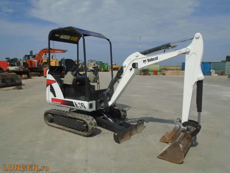 Mini-excavator Bobcat E16