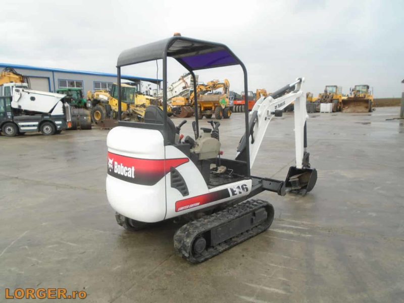 Mini-excavator Bobcat E16