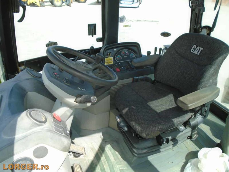 Buldoexcavator Caterpillar 432 F - 2013