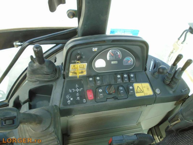 Buldoexcavator Caterpillar 432 F - 2013