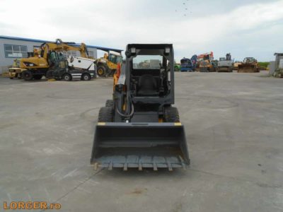 Mini-incarcator JCB 135R