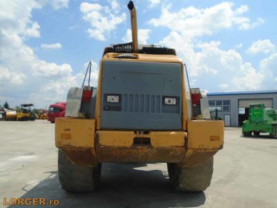 Incarcator frontal Liebherr L564
