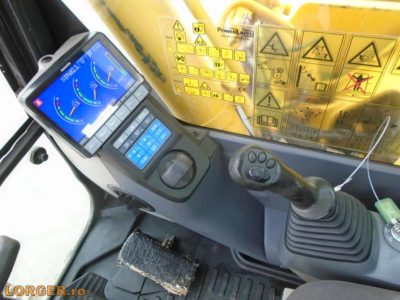 Excavator pe senile Komatsu PC210 LC-10