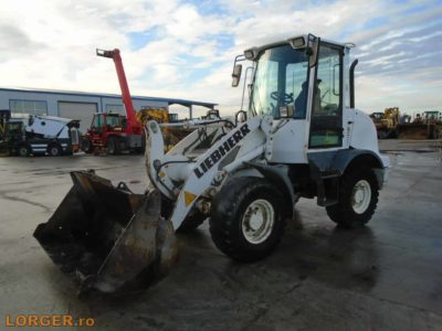 Incarcator frontal Liebherr L506