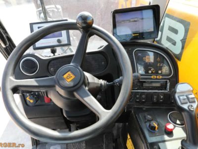 Incarcator telescopic JCB 527-58 AG