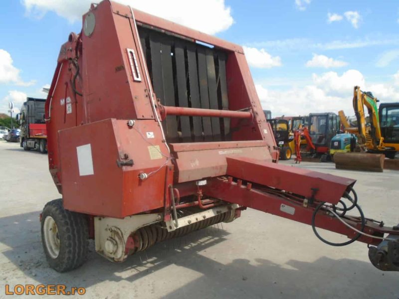 Presa de baloti rotunzi Mezőgép M1300