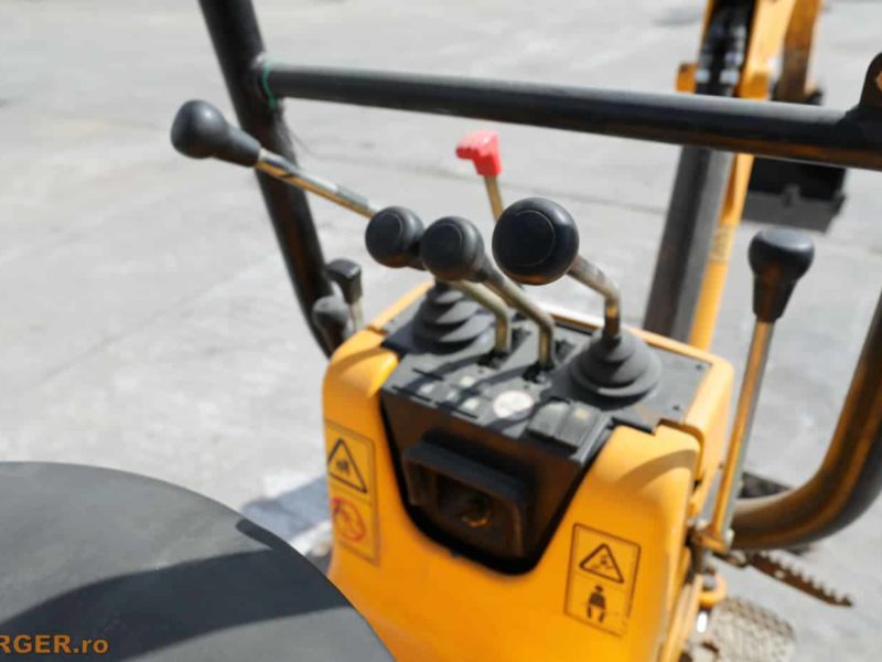 Miniexcavator JCB 8008 CTS