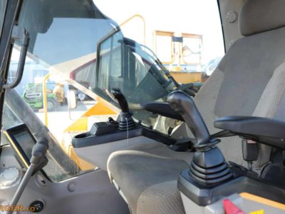 Excavator pe senile Volvo EC300 EL